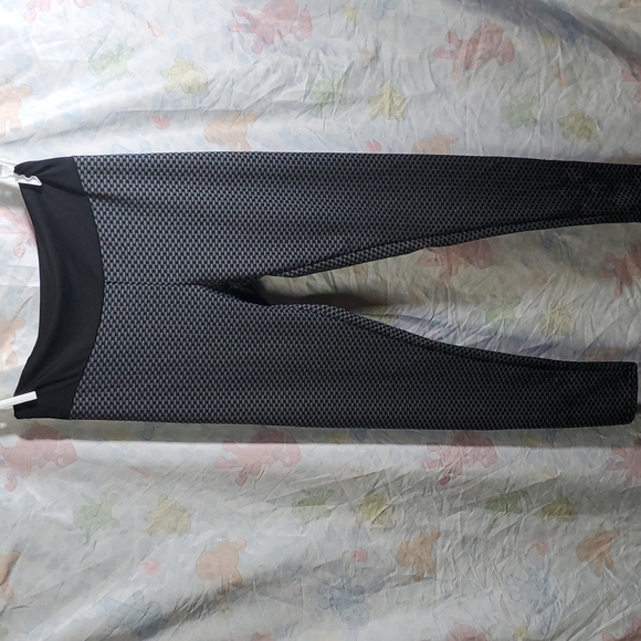 Scrunched butt leggings - Picture 2 of 5